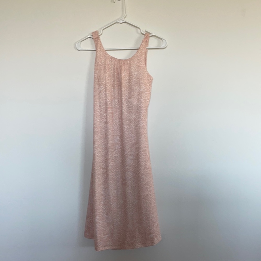 Prana Skypath Dress. Light pink. Built in Bra